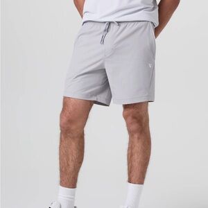 SOLD Vuori Men’s “Crosscourt” Short 7” Inseam Linerless (XL) *BESTSELLER*